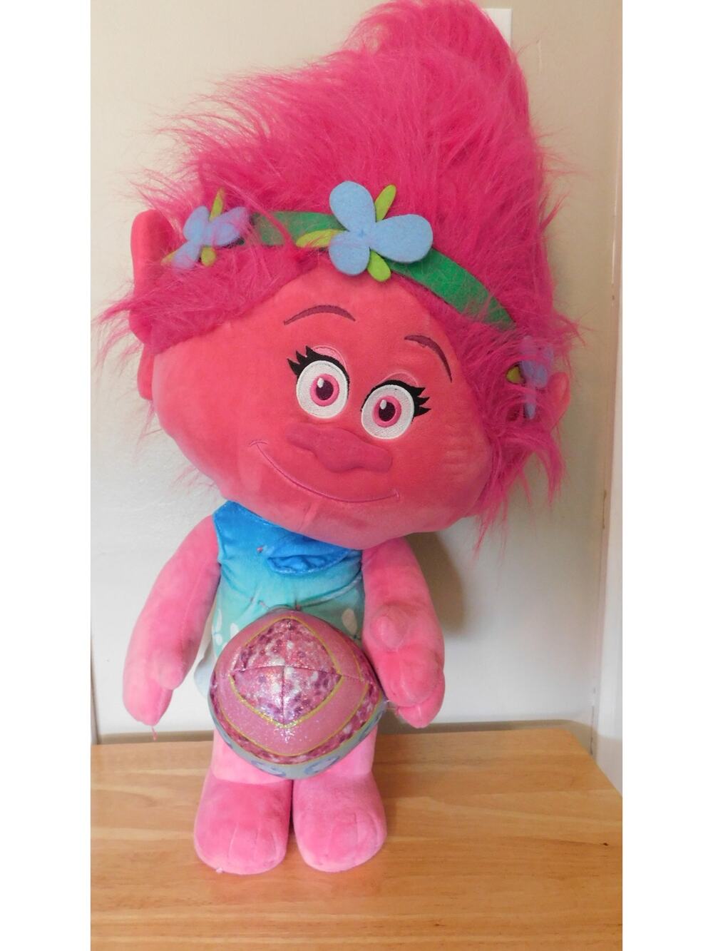 Trolls Poppy 27" Plush Easter Decor Door Greeter Dreamworks Preowned